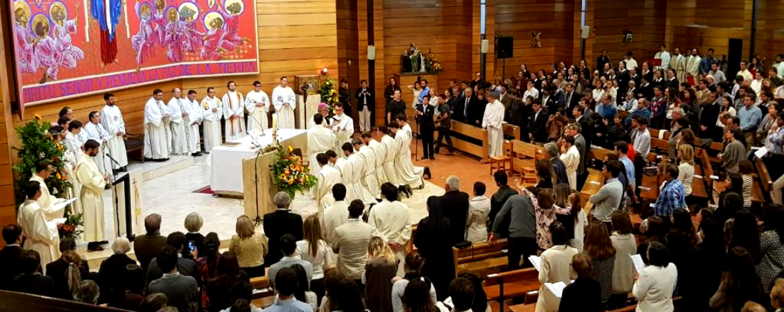 Ordenación diaconal: un regalo de Dios y de la Mater