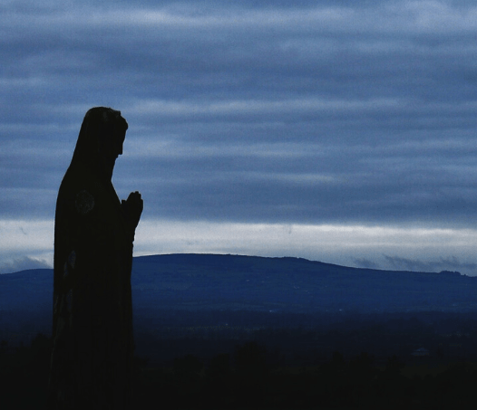 Fuerte y digna, sencilla y bondadosa