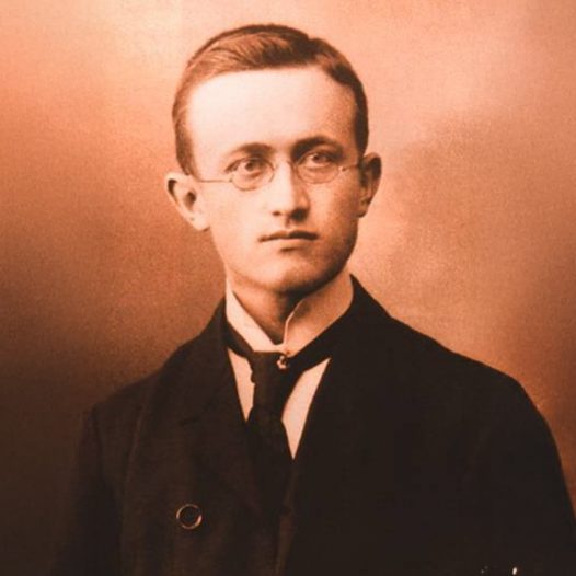 Sacerdote con corazón de padre. El sacerdocio de José Kentenich